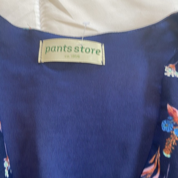 Pants store romper size medium - Picture 5 of 5